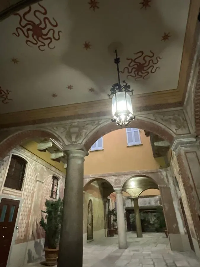 Big Apartment In Piazza Duomo Mediolan 0*,